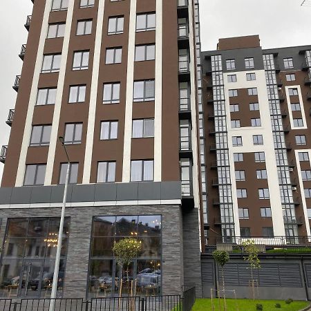 Люкс Апартаменти В Жк Театральному.Центр Міста Rivne Exteriör bild
